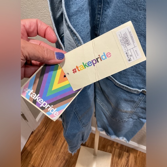 NWT Take Pride Denim Rainbow Overalls Size Medium - Picture 7 of 8